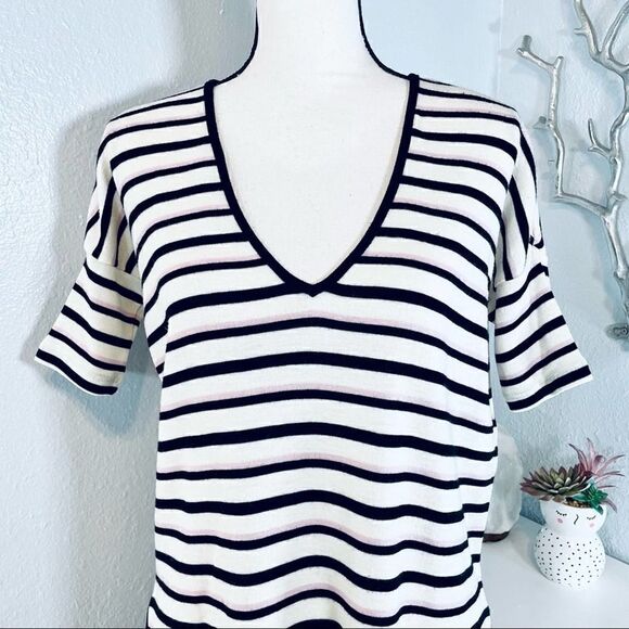 Viktoria & Woods Wool Pullover Short Sleeve Sweater Top - Picture 2 of 8